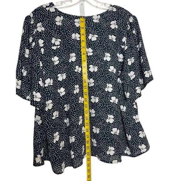 Cabi Blue Floral V-Neck Blouse Short Sleeves Dotted Print Lightweight Top Size L - Picture 9 of 11